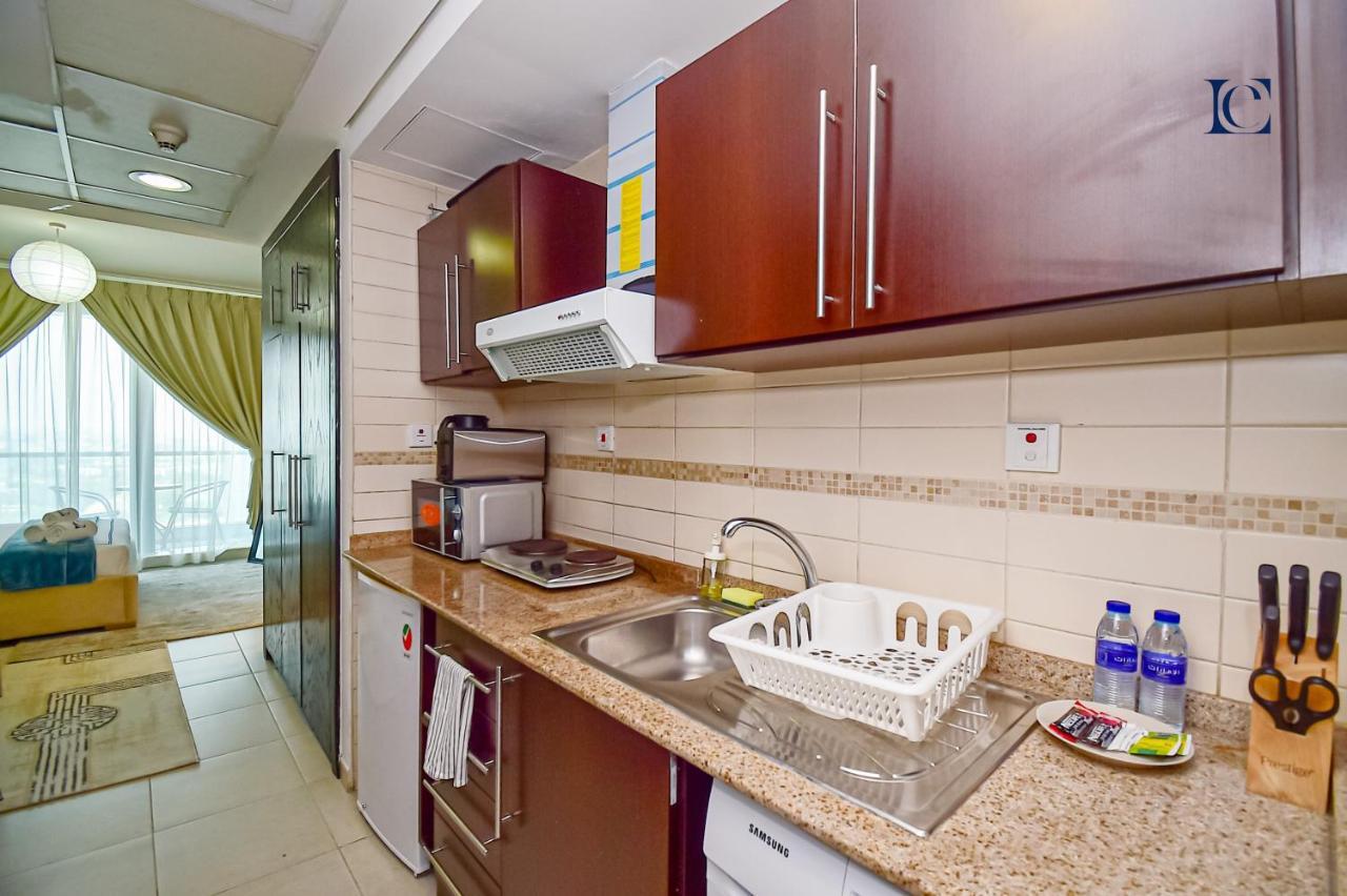 Brand New Studio Apt - Near Jlt Metro Dubai Buitenkant foto